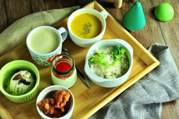 森林小徑大墩店享受美食